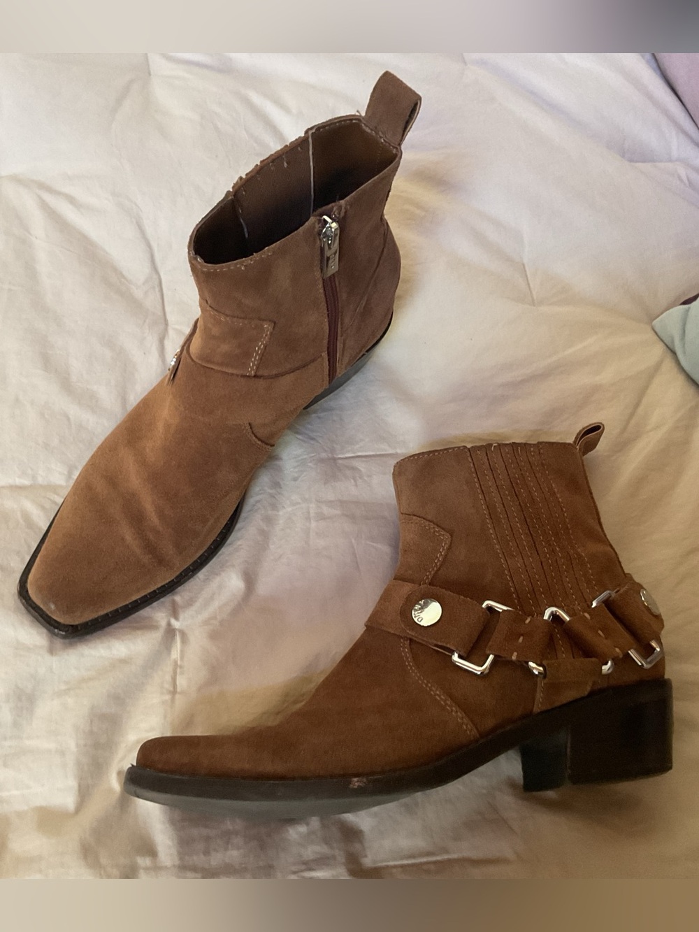 DKNY MINA WESTERN STYLE ANKLE BOOTIES WHISKY BROWN SUEDE HARNESS STRAP SIZE 8M